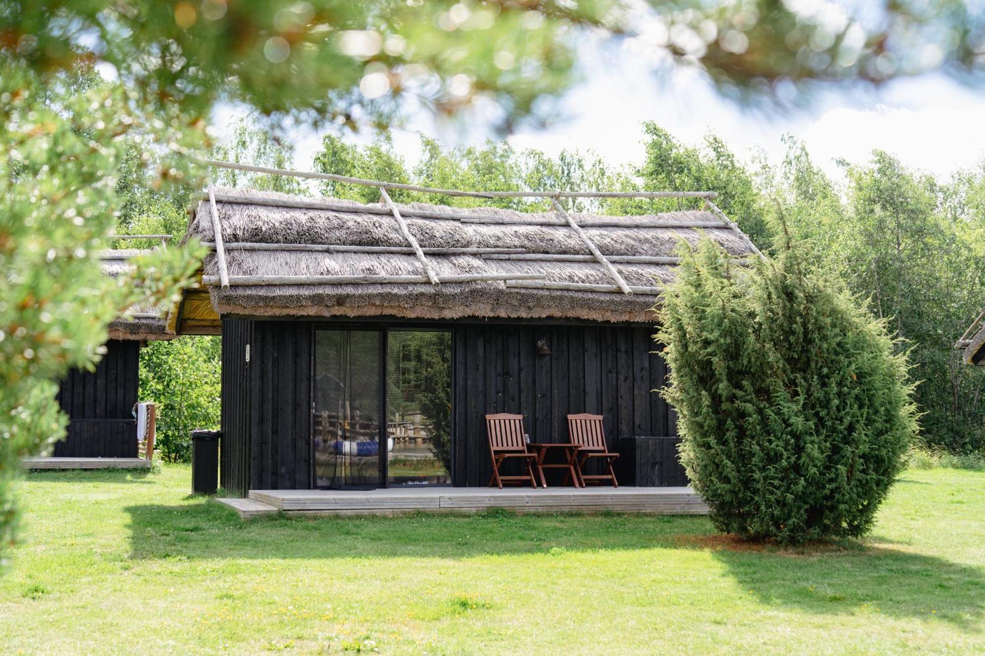 Peterzens Boathouse Villa Laupunen Exteriör bild